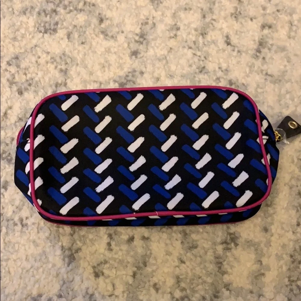 NEW Estée Lauder Cosmetic Bag